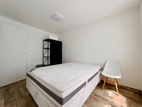 Vieux Lille Ste Catherine, Appartement Lille 2 pièces de 29 m2 entièrement rénové au sein de toute petite copropriété Lille Vieux Lille Ste Catherine, Appartement Lille 2 pièces de 29 m2 entièrement rénové au sein de toute petite copropriété Lille