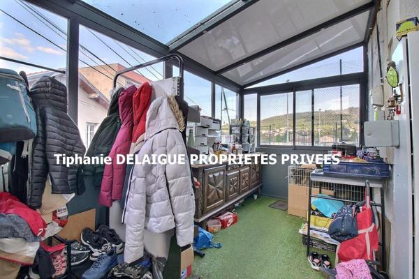 Firminy 42700  Maison de ville de 3 niveaux élevés sur cave 120m² habitables surface utile 108m² habitables surface carrez 4 chambres sur 202m² de terrain
