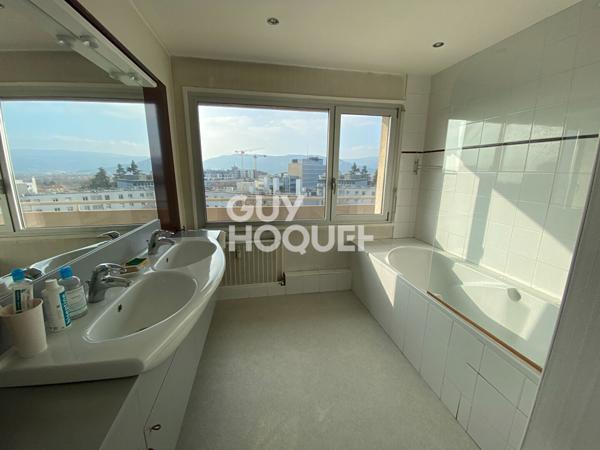 APPARTEMENT À VENDRE DE 6 PIÈCES DE 160,73 M²