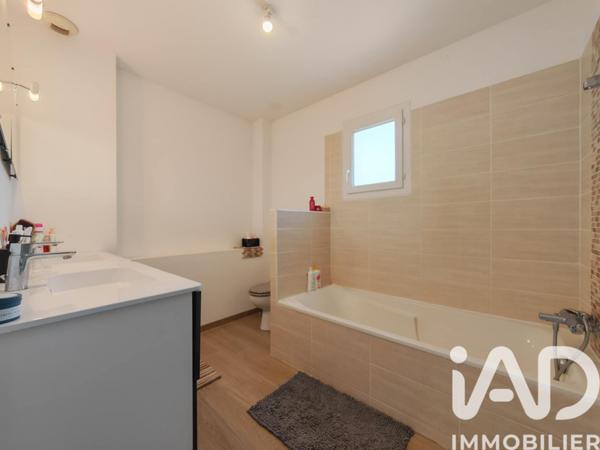 Maison à vendre 5 pièces 110 m² Loriol-du-Comtat