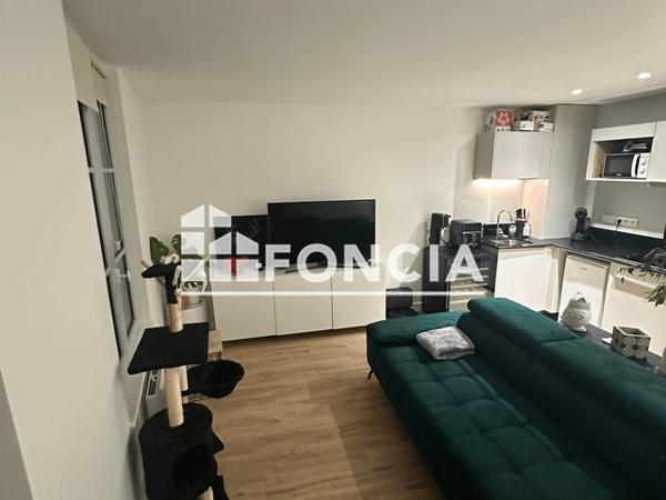 Location Appartement 2 pièces 46.5 m² - 23 PLACE JEAN JAURES Troyes 10000