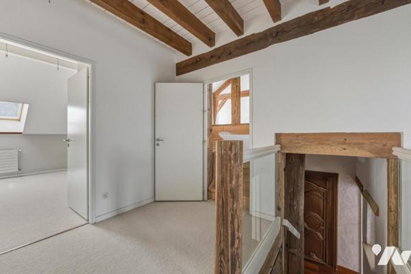 EN EXCLUSIVITÉ - PREVESSIN MOENS - CORPS DE FERME A VENDRE 