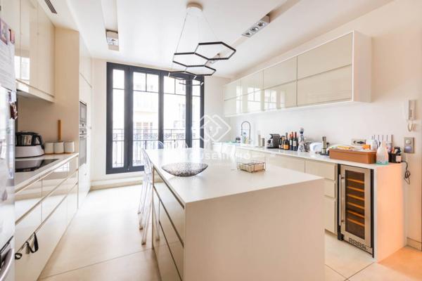 Appartement à vendre 6 pièces de 200 m²