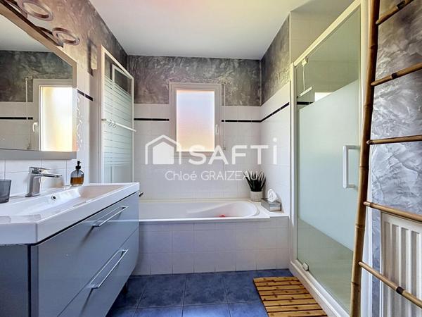 Pavillon de plain-pied, 103 m², 3 chambres, double garage