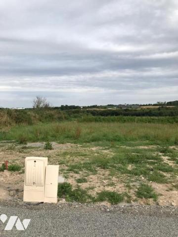 Terrain à Vendre à Plouguerneau (29880) en Finistère (29)

Nous présentons ce terrain à bâtir...