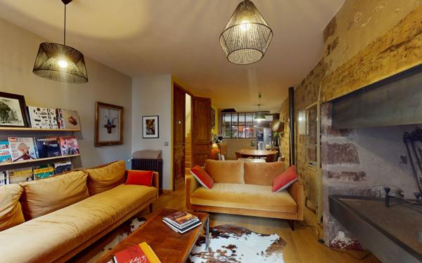 Maison à vendre    5 pièces •  Marcillac-Vallon