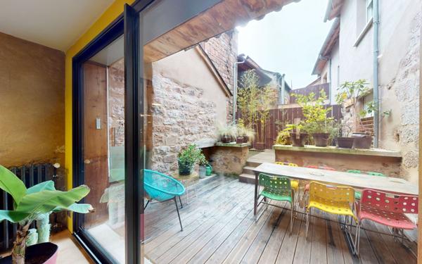 Maison à vendre    5 pièces •  Marcillac-Vallon