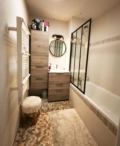 APPARTEMENT T3 AVEC PISCINE - POITIERS BUGELLERIE