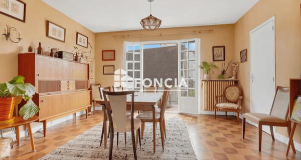 À vendre Maison 9 pièces 195.63 m² - Antony 92160