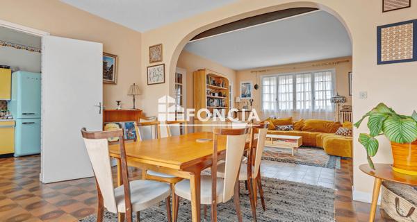 À vendre Maison 9 pièces 195.63 m² - Antony 92160