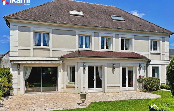 Maison 7 pièces de 250 m2 à Sens (89100)