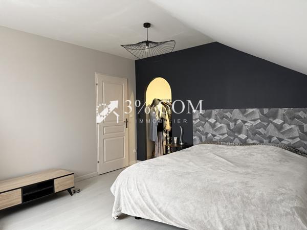 Maison 5 pièce(s) 3 chambre(s) 135 m²