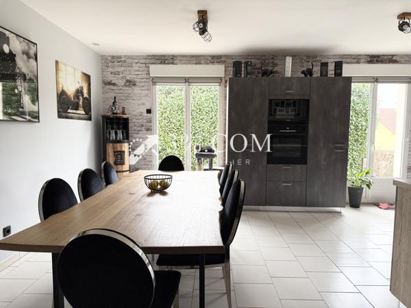 Maison 5 pièce(s) 3 chambre(s) 135 m²