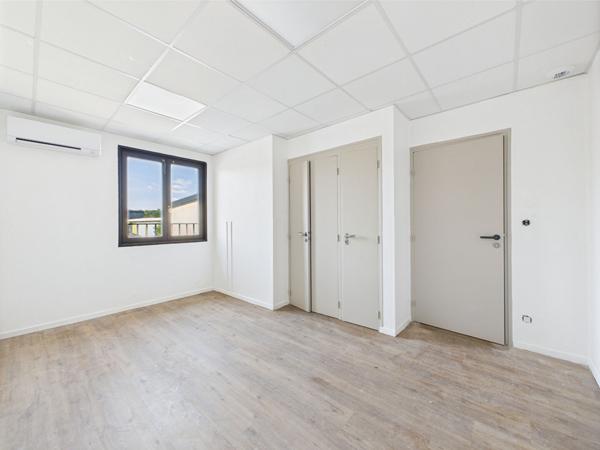 Bureau idéalement situé à Tain l'Hermitage