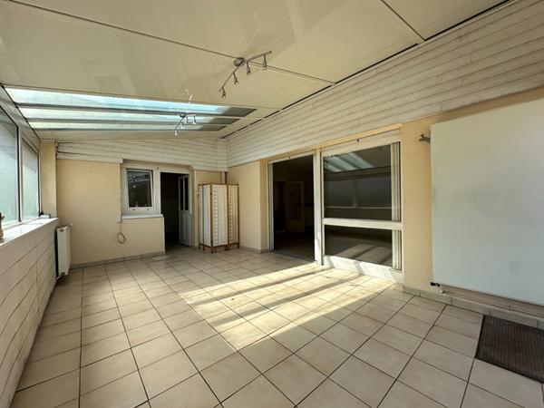 Maison de 107 m² à rénover à Vannes Ouest avec jardin, garage et véranda proche commodités