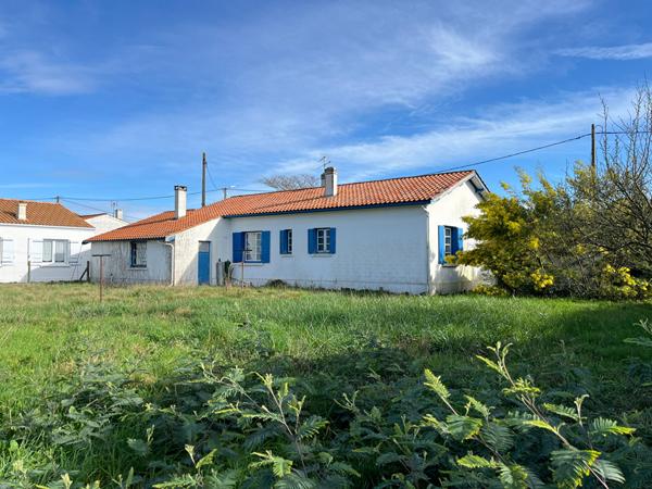 Ors - Maison au calme avec 3 chambres et grand terrain