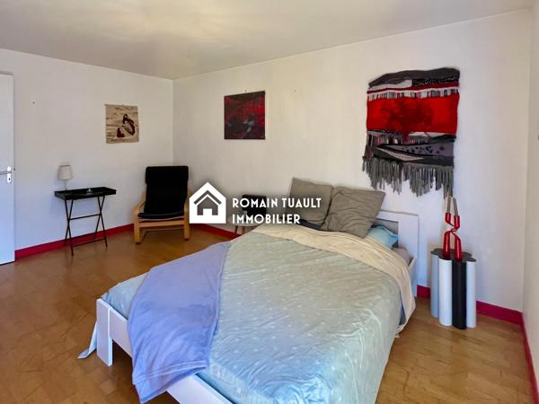Maison 10 pièces 232 m2