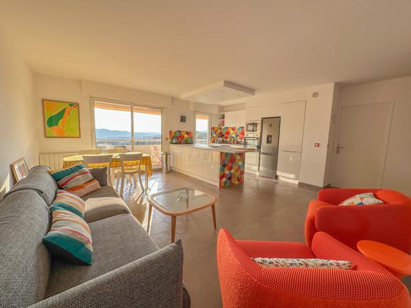 Mougins (06250) COUP DE COEUR - Exclusivité MOUGINS VOIE JULIA - 4 pièces, terrasse, garage, parking.