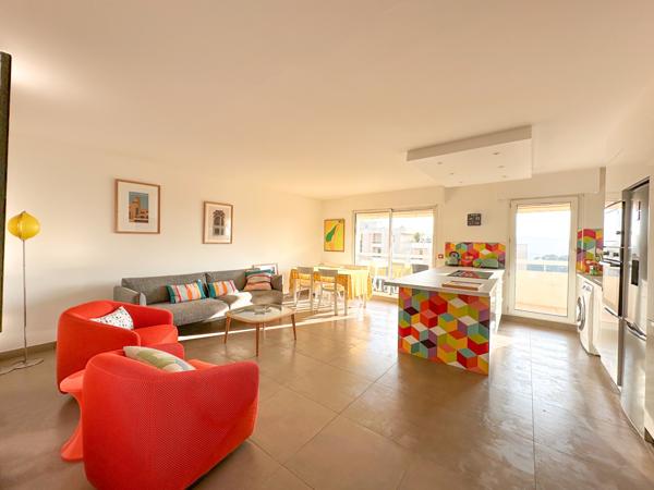 Mougins (06250) COUP DE COEUR - Exclusivité MOUGINS VOIE JULIA - 4 pièces, terrasse, garage, parking.