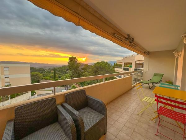 Mougins (06250) COUP DE COEUR - Exclusivité MOUGINS VOIE JULIA - 4 pièces, terrasse, garage, parking.