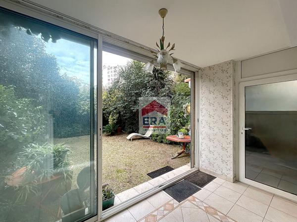 A VENDRE MARSEILLE 13014 BON SECOURS APPARTEMENT REZ DE JARDIN VERANDA 