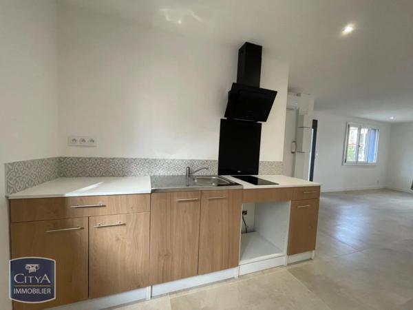 Appartement à louer 2 pièces 58.9m²