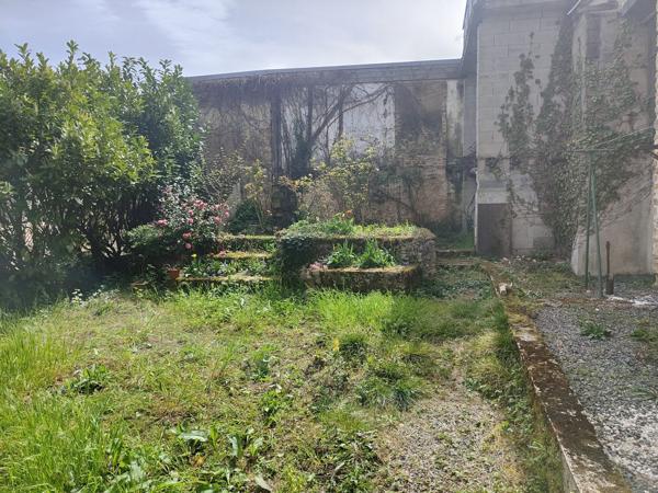 Maison de ville avec jardin !