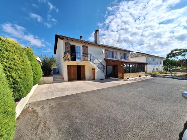 Maison de village avec appartement