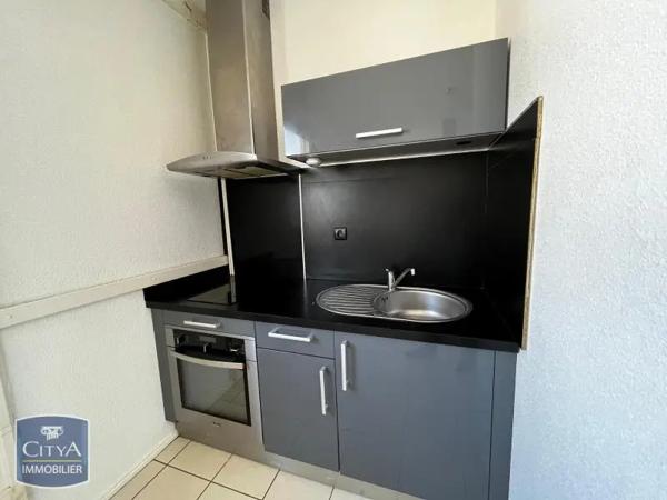 Appartement à louer 2 pièces 38m² Bourges (18000)