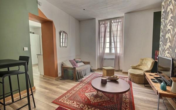 Appartement à louer    2 pièces •  Orthez