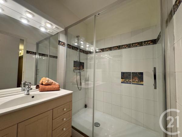 Appartement F4 à vendre  4 pièces - 104,07 m 2   PARIS  - 75012