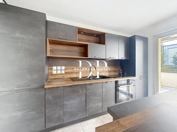 Appartement à vendre 2 pièces de 53,91 m2 LUCINGES (74)