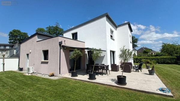 Maison individuelle à vendre à Pontivy dans le Morbihan (56300), ref : 063-450