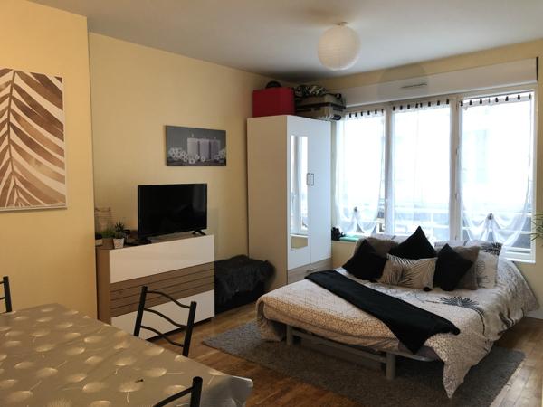 Studio 1 pièce(s) 33 m²