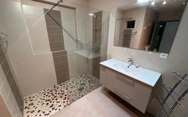 Maison à vendre    4 pièces •  Saint-Sulpice-de-Royan