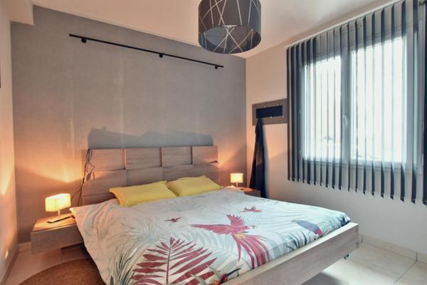 Maison à KERLAZ, 29100 - 5 pièces 140m²