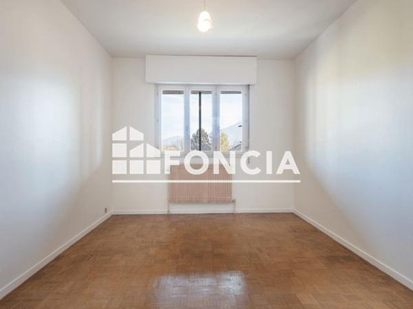 À vendre Maison 7 pièces 208 m² - Brié-et-angonnes 38320