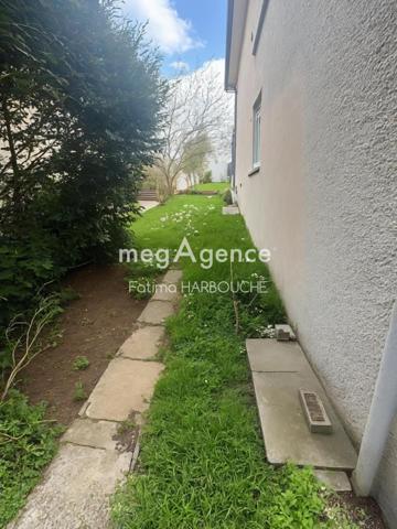 Maison à LA RICAMARIE, 42150 - 9 pièces 170m²