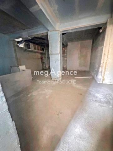 Maison à LA RICAMARIE, 42150 - 9 pièces 170m²