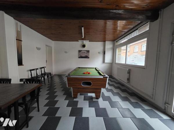 Maison 4 chambres + commerce (ancien café)