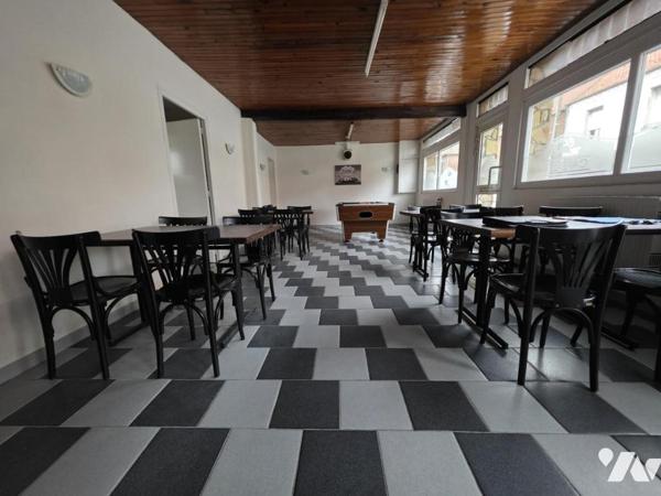 Maison 4 chambres + commerce (ancien café)