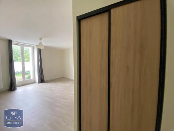 Appartement à louer 1 pièce 29.73m²