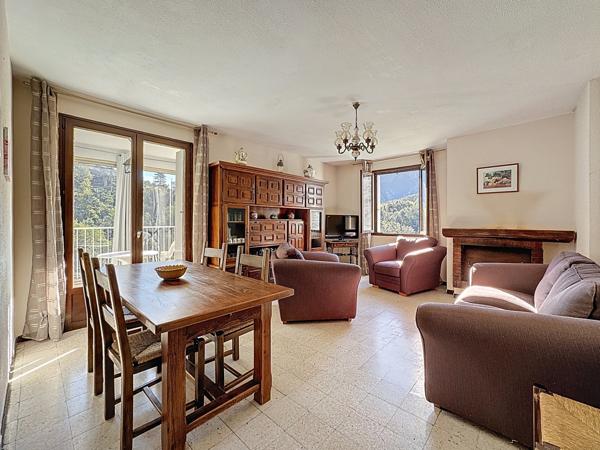 Ghisoni (20227) GHISONI - Appartement 75,29 m² + terrasse couverte