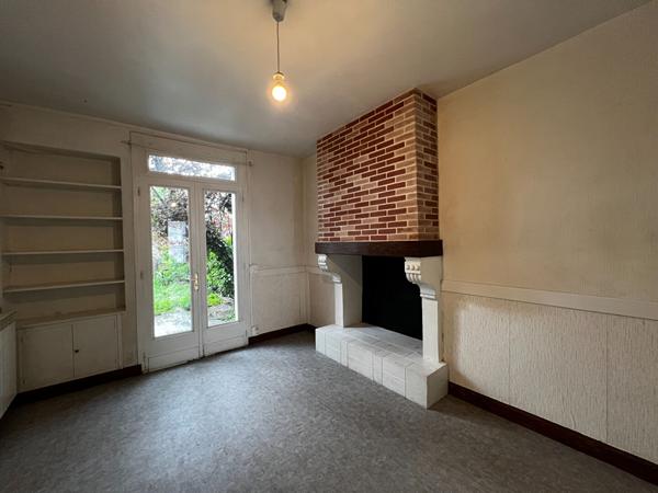 A vendre Maison de ville avec jardin Mont De Marsan 2 chambres potentiel travaux