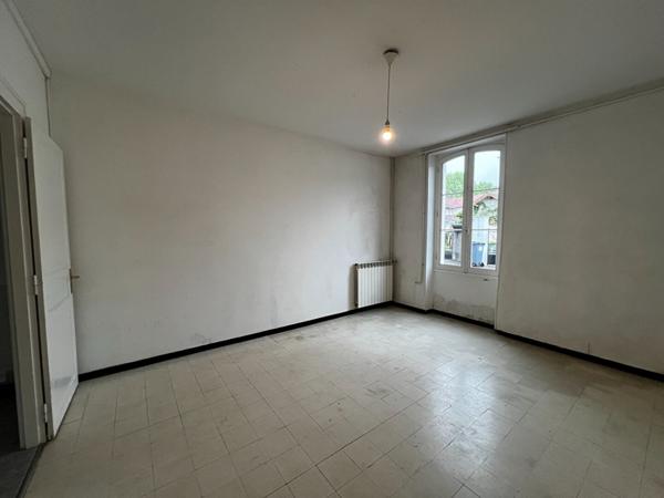A vendre Maison de ville avec jardin Mont De Marsan 2 chambres potentiel travaux