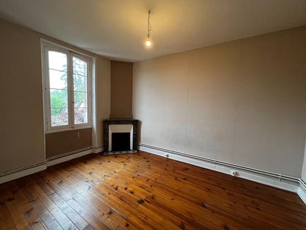 A vendre Maison de ville avec jardin Mont De Marsan 2 chambres potentiel travaux