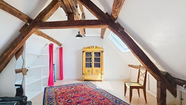 Appartement 2 pièces au dernier étage avec terrasse et parking