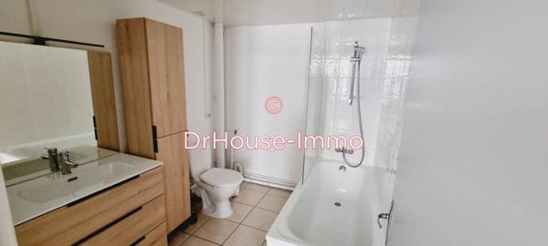 Immeuble à vendre 3 pièces de 68 m²