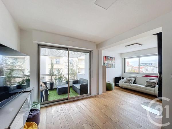 Appartement F5 à vendre  5 pièces - 89,68 m2 CLERMONT FERRAND - 63