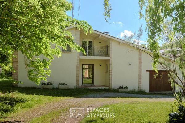 Élégante villa avec piscine entourée de son parc arboré à L’Isle Jourdain